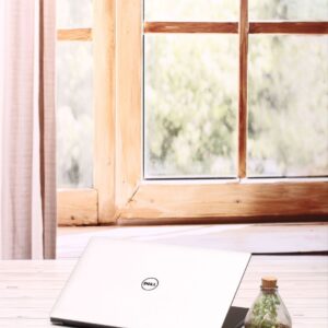 Dell XPS 9560