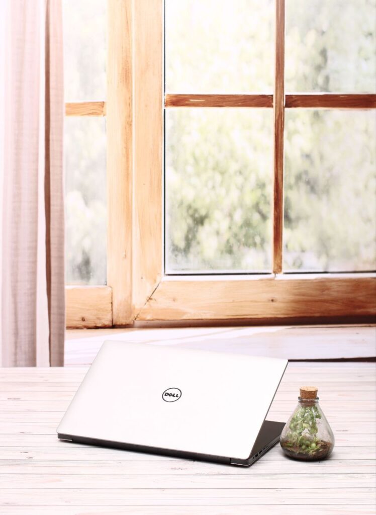 Dell XPS 9560