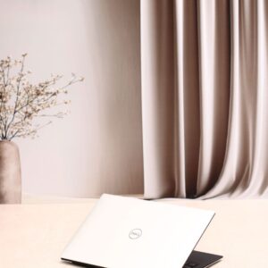 لپتاپ Dell XPS 9350 16GB DDR4 256 GB SSD i7 - 6500 13 inch-FHD Panel : IPS - Touch Screen ( 3K ) intel UHD