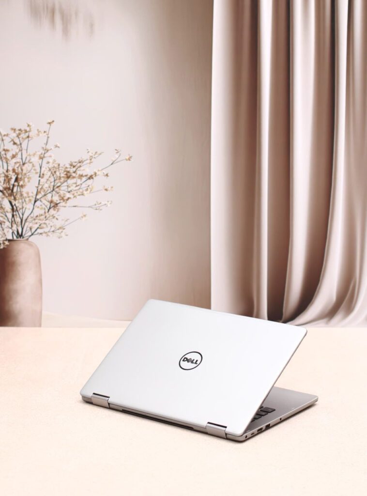 Dell Inspiron 7378